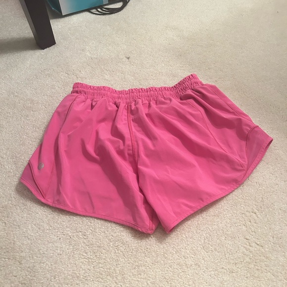 RARE HOT PINK LULULEMON HOTTY HOT SHORTS !!! - Picture 4 of 4